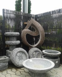 Skulptur og fuglebade